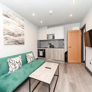 https://one-bedroom-2-mins-walk-to-brighton-seafront.brighton-hotels-england.com